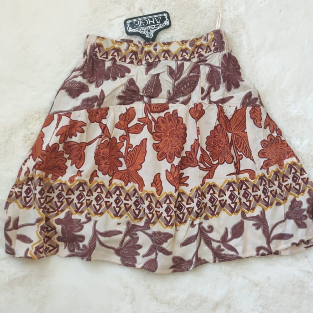 FINAL SALE 🆕Boho floral skirt